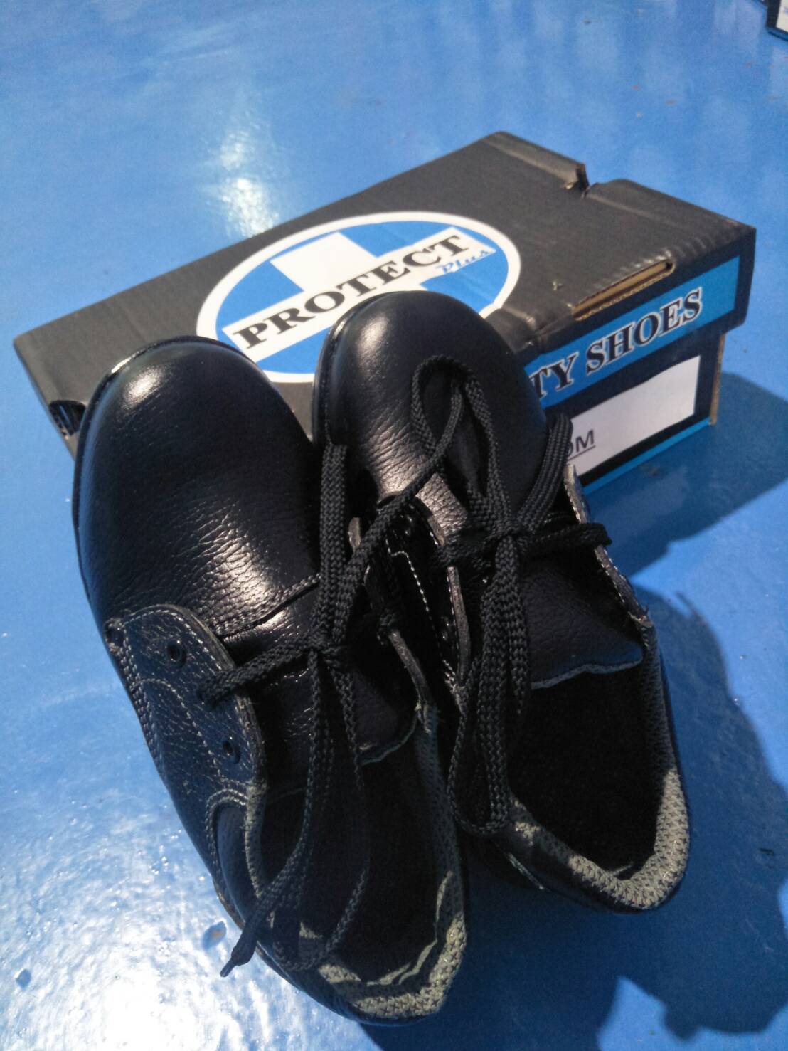 Protect safety shoes V-02e รองเท้าเซฟตี้ Protect safety shoes V-02e รองเท้าเซฟตี้